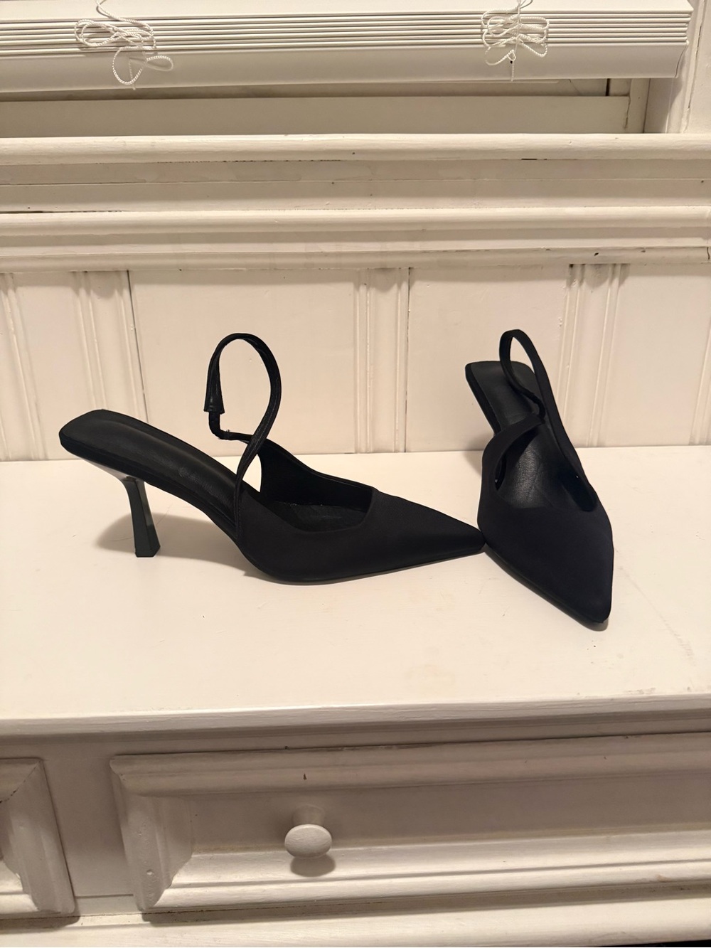 Women's Black Pointed Slingback Heels